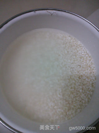 菰米米酒的做法步骤：2