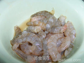 开国第一宴的第一道热菜---翡翠虾仁的做法步骤：7