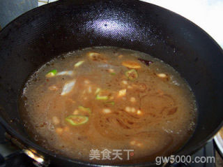 【创意新派菜】---红烧鳕鱼炖木耳的做法步骤：12