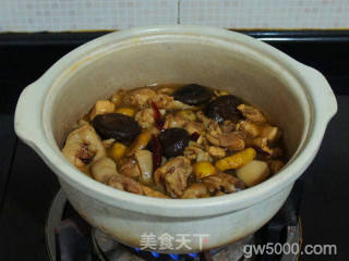 【香菇板栗鸡煲】的做法步骤：10