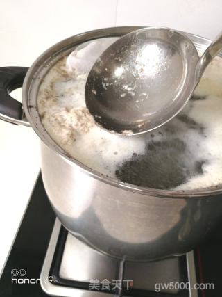 淮南牛肉汤+发面葱油饼的做法步骤：6