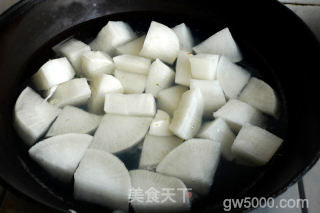 白萝卜烧排骨的做法步骤：3