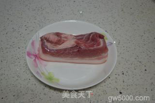 麻花回锅肉的做法步骤：1