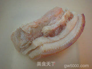回锅肉的做法步骤：2
