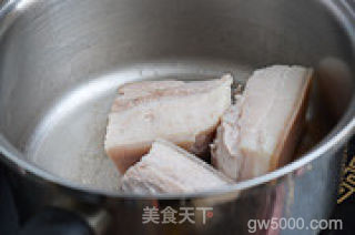 回锅肉的做法步骤：4