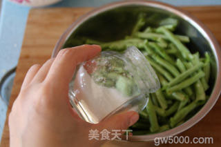 与懒无关：【山西豆角焖面】的做法步骤：3
