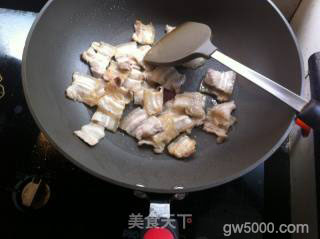 回锅肉的做法步骤：6