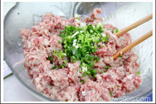 清蒸肉酿面筋的做法步骤：5