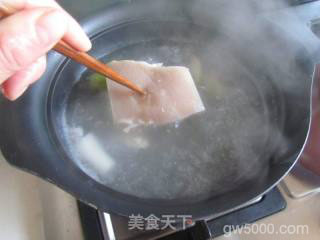 香干回锅肉的做法步骤：3
