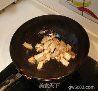 回锅肉的做法步骤：5