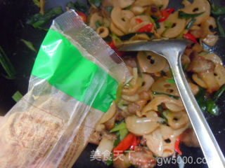 可口饭菜---肉片炒面筋的做法步骤：9