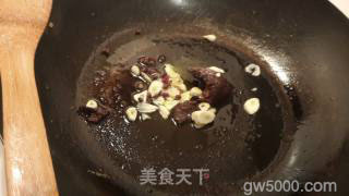 小炒回锅肉的做法步骤：8