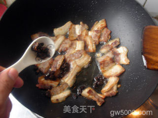 回锅肉的做法步骤：6