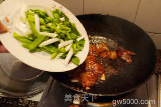 回锅肉的做法步骤：9