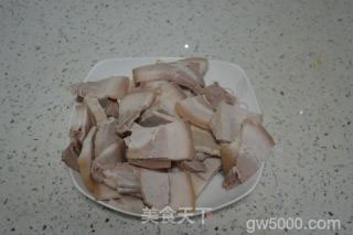 麻花回锅肉的做法步骤：5