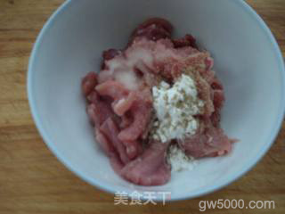 山西过油肉的做法步骤：1