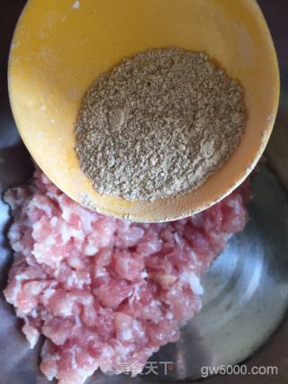 客家菜萝卜蛋饺的做法步骤：7