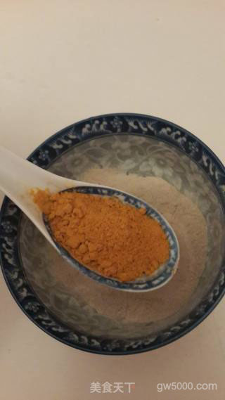 粤式盐焗鸡的做法步骤：3