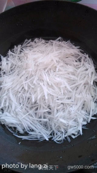 客家小吃————清蒸萝卜丸的做法步骤：2