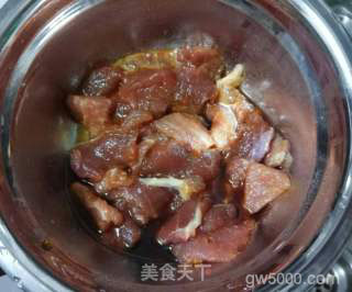 芹菜肉片烩客家煎豆腐的做法步骤：6