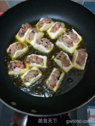 香菇，虾仔焖客家酿豆腐的做法步骤：1
