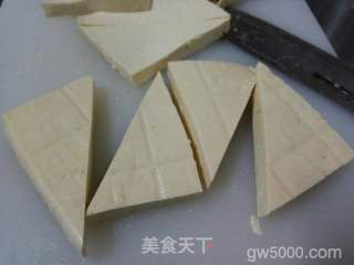 葱香黄金客家豆腐的做法步骤：1