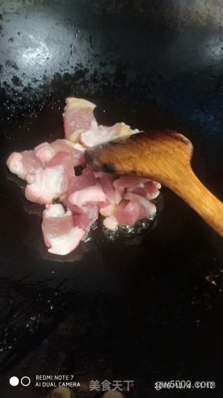 咸菜焖下腩的做法步骤：3