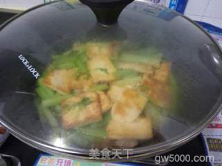 芹菜肉片烩客家煎豆腐的做法步骤：14
