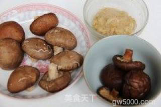 煎酿香菇的做法步骤：1