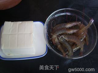 鲜虾酿豆腐的做法步骤：1
