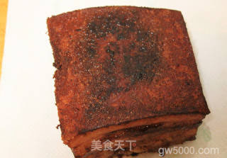 自制梅菜扣肉——用最少、最简单的调料做的做法步骤：5
