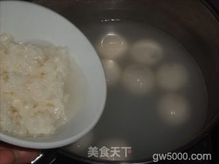酒酿圆子的做法步骤：4