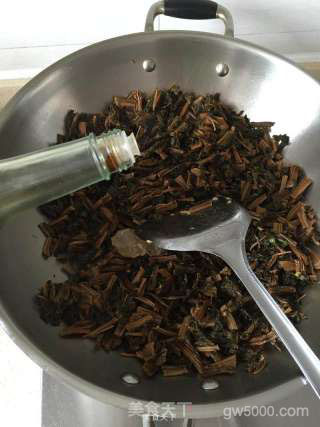 农家菜干扣肉的做法步骤：12