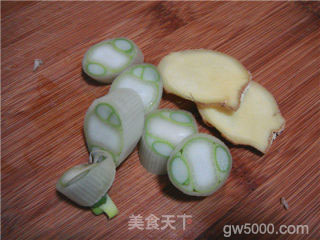 梅菜芯扣肉的做法步骤：5