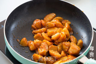 【让王源落泪的美食】拔丝地瓜的做法步骤：11