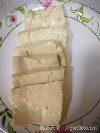 锅塌豆腐～冬季里的暖心菜的做法步骤：1