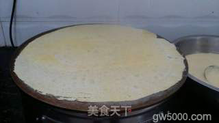 山东大煎饼的做法步骤：2