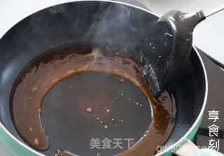 【让王源落泪的美食】拔丝地瓜的做法步骤：10