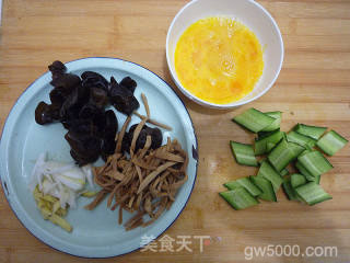 木须肉的做法步骤：2
