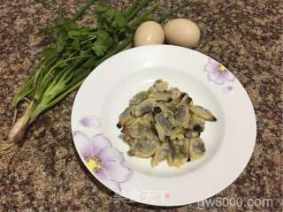 “鸡蛋美食”海蛎煎的做法步骤：1