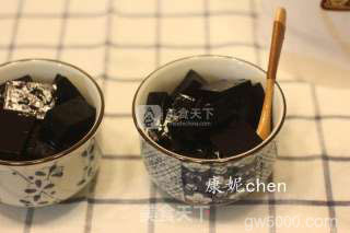 红豆沙龟苓膏的做法步骤：11