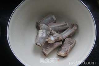 香菇山药排骨养生汤的做法步骤：4