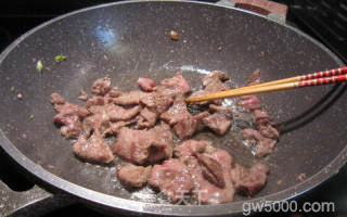 沙茶牛肉片的做法步骤：6