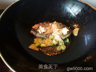 鱼头豆腐汤的做法步骤：7