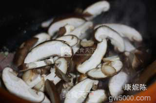 大虾豆腐煲的做法步骤：4