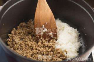 快手烧卖一厨作铸铁锅版的做法步骤：4