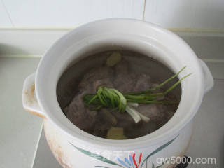山药老鸭汤的做法步骤：5