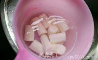 玉米山药排骨汤的做法步骤：2