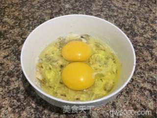 “鸡蛋美食”海蛎煎的做法步骤：3