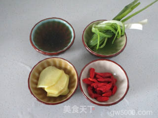 山药老鸭汤的做法步骤：3